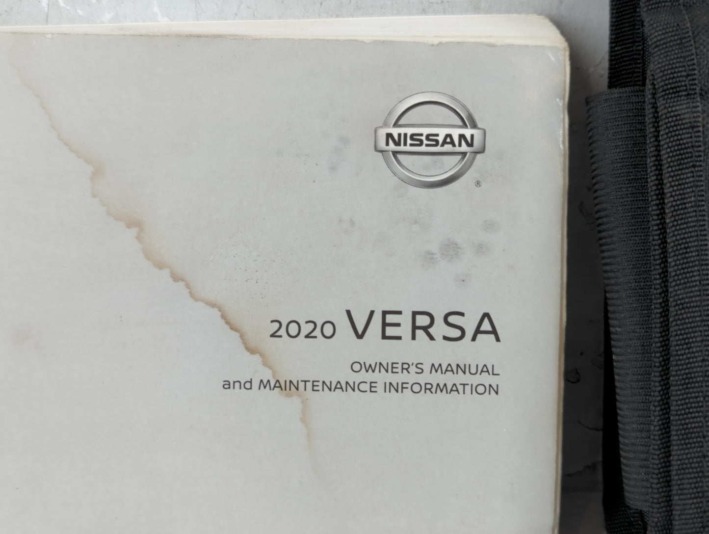 2020 Nissan Versa Owners Manual Book Guide P/N:OM20EM 0N18U1 OEM Used Auto Parts - Oemusedautoparts1.com