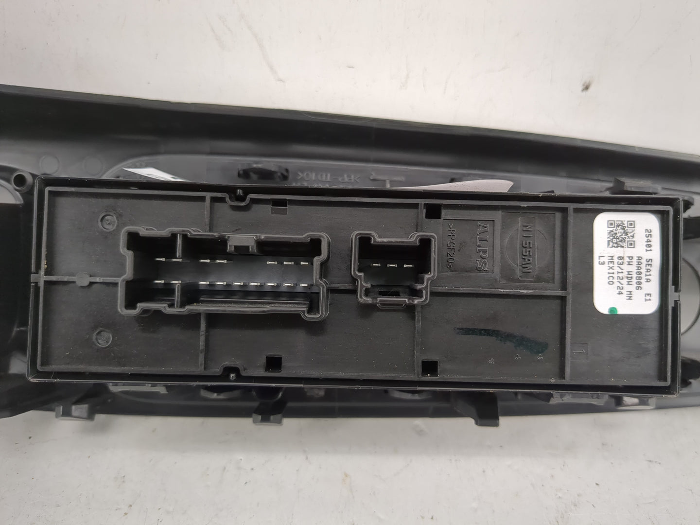 2020-2022 Nissan Versa Master Power Window Switch Replacement Driver Side Left P/N:25401 5EA1A Fits Fits 2020 2021 2022 OEM 