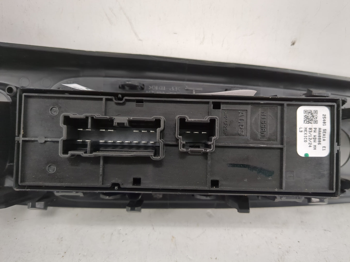 2020-2022 Nissan Versa Master Power Window Switch Replacement Driver Side Left P/N:25401 5EA1A Fits Fits 2020 2021 2022 OEM 