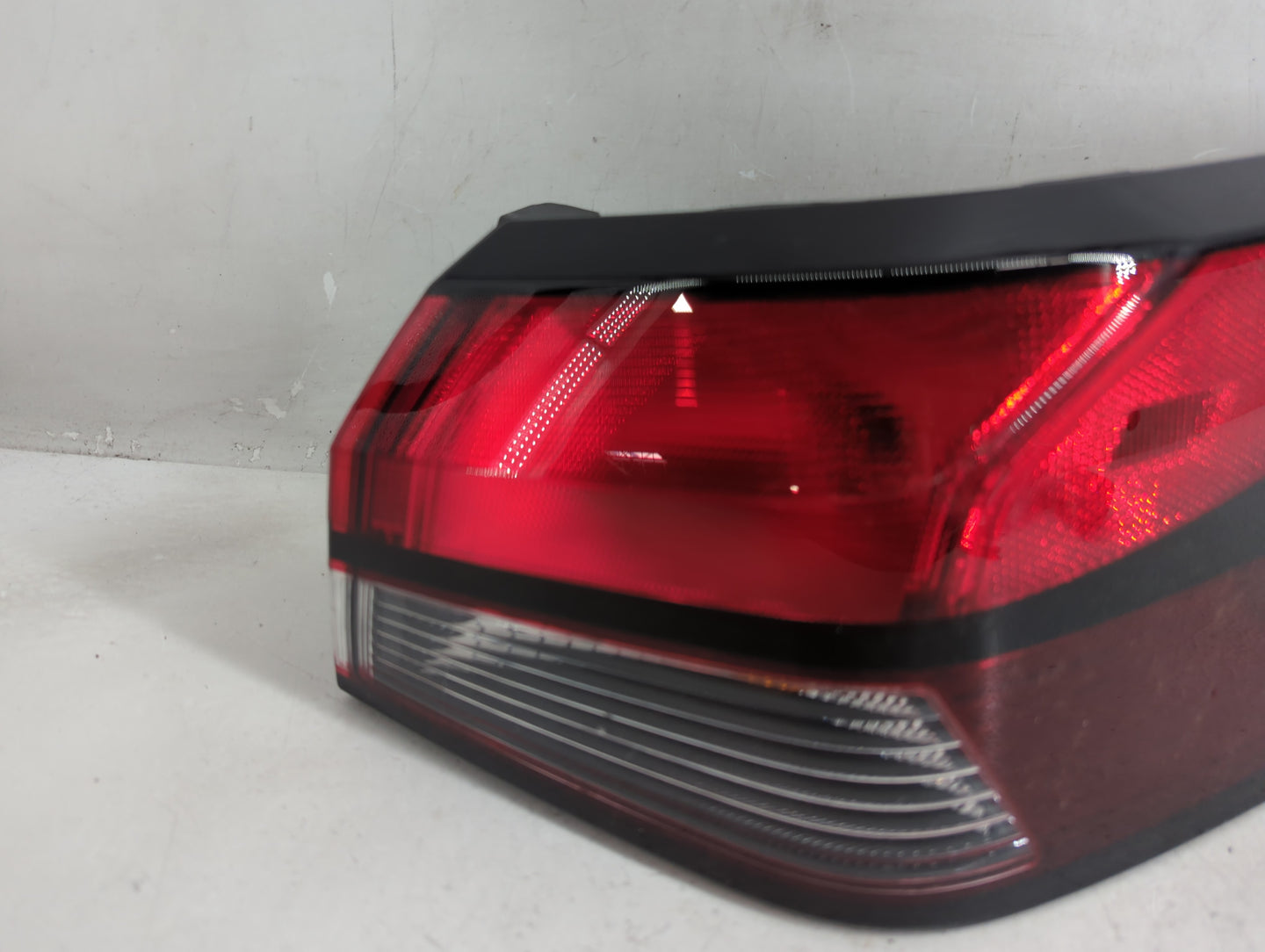 2020-2022 Nissan Versa Tail Light Assembly Passenger Right OEM Fits Fits 2020 2021 2022 OEM Used Auto Parts - Oemusedautopar