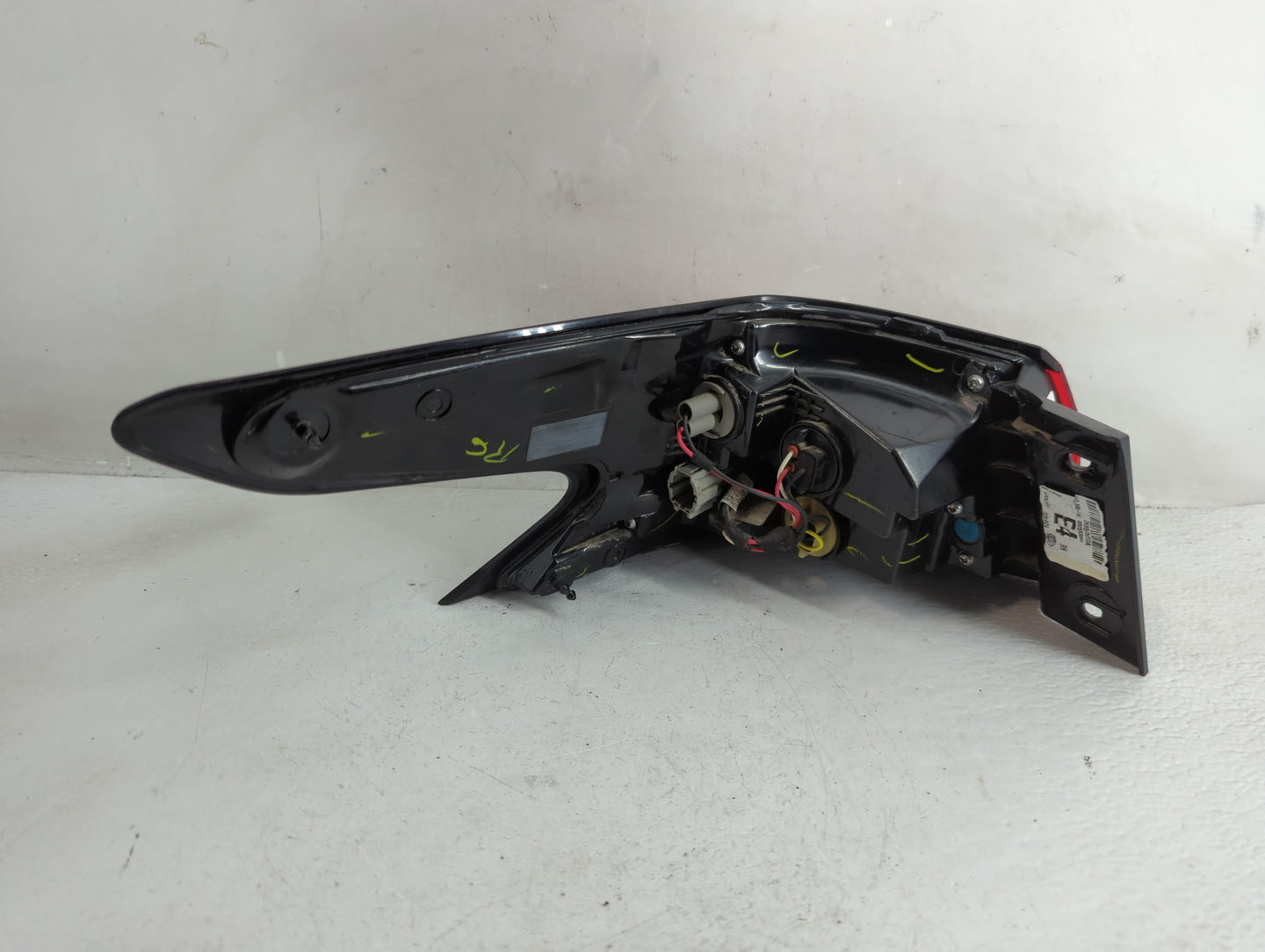 2020-2022 Nissan Versa Tail Light Assembly Passenger Right OEM Fits Fits 2020 2021 2022 OEM Used Auto Parts - Oemusedautopar