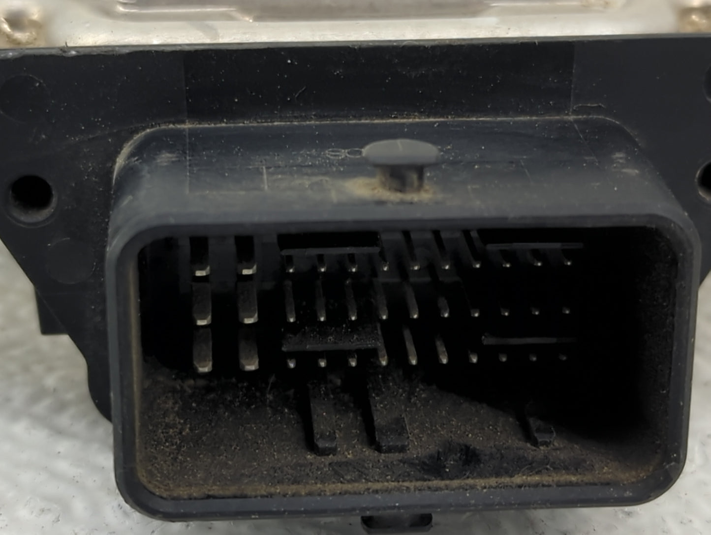 2020-2021 Nissan Versa PCM Engine Control Computer ECU ECM PCU OEM P/N:310F6 5MA0C 0 260 004 358 Fits Fits 2018 2019 2020 20