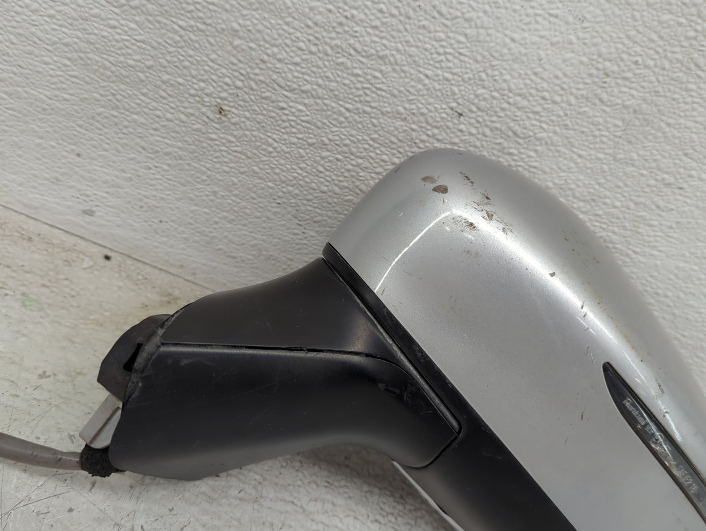 2020-2022 Nissan Versa Driver Side View Mirror - Left Door Mirror OEM Used - Oemusedautoparts1.com