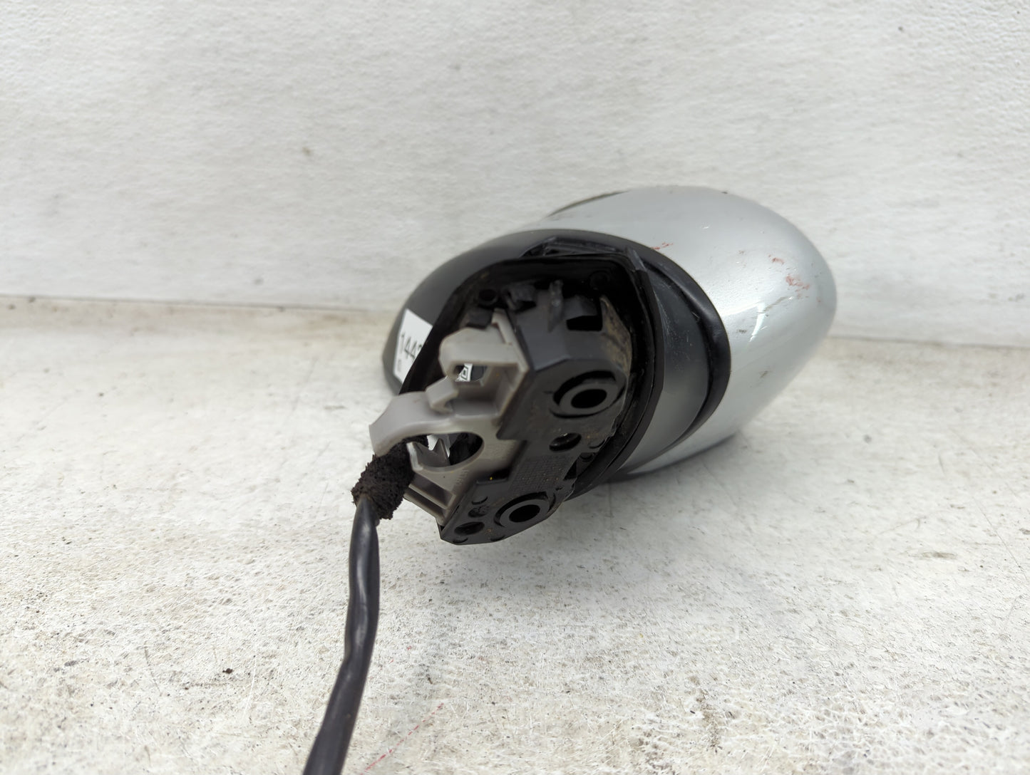 2020-2022 Nissan Versa Passenger Side View Mirror - Right Door Mirror OEM Used - Oemusedautoparts1.com