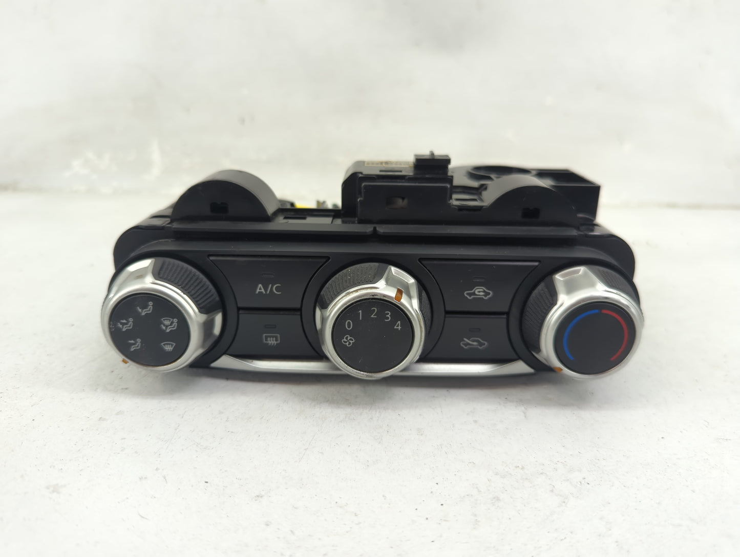 2020 Nissan Versa Climate Control Module Temperature AC/Heater Replacement P/N:MTU NH10180 Fits OEM Used Auto Parts - Oemuse