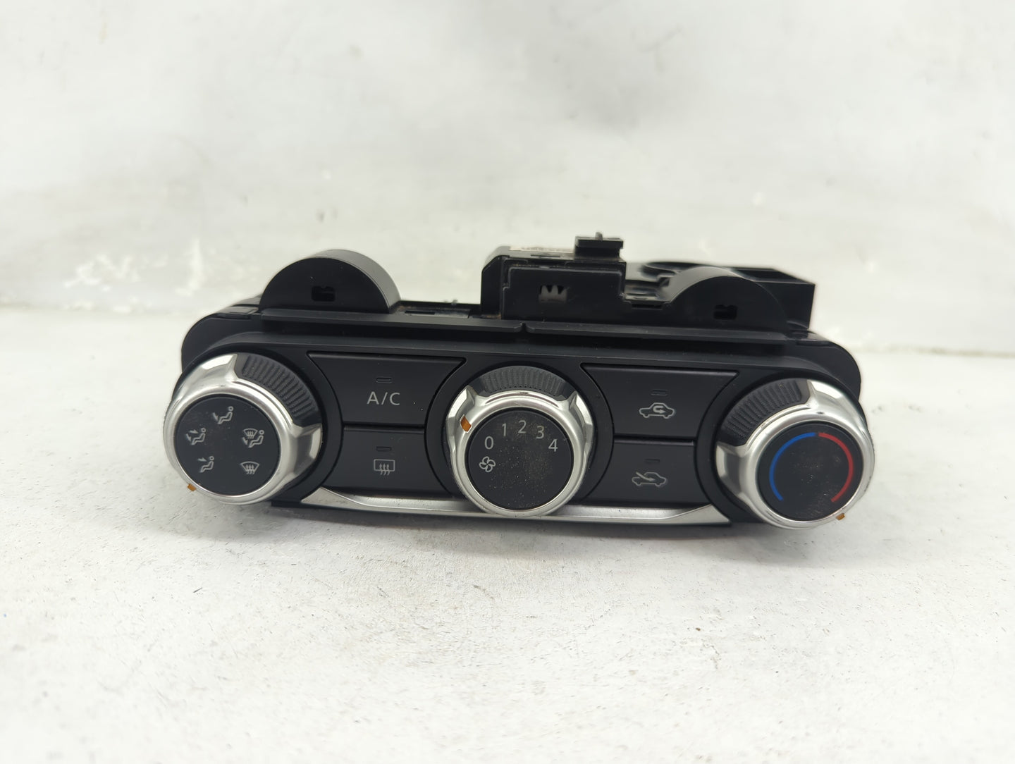 2020 Nissan Versa Climate Control Module Temperature AC/Heater Replacement P/N:MTU PCP049 Fits OEM Used Auto Parts - Oemused