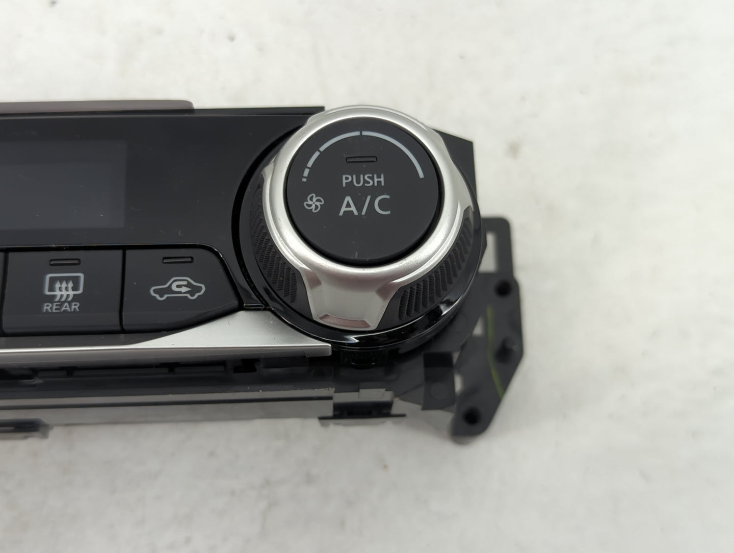 2020 Nissan Versa Climate Control Module Temperature AC/Heater Replacement P/N:275005RA5A 275005RA5A--B, K7P18995 Fits OEM U