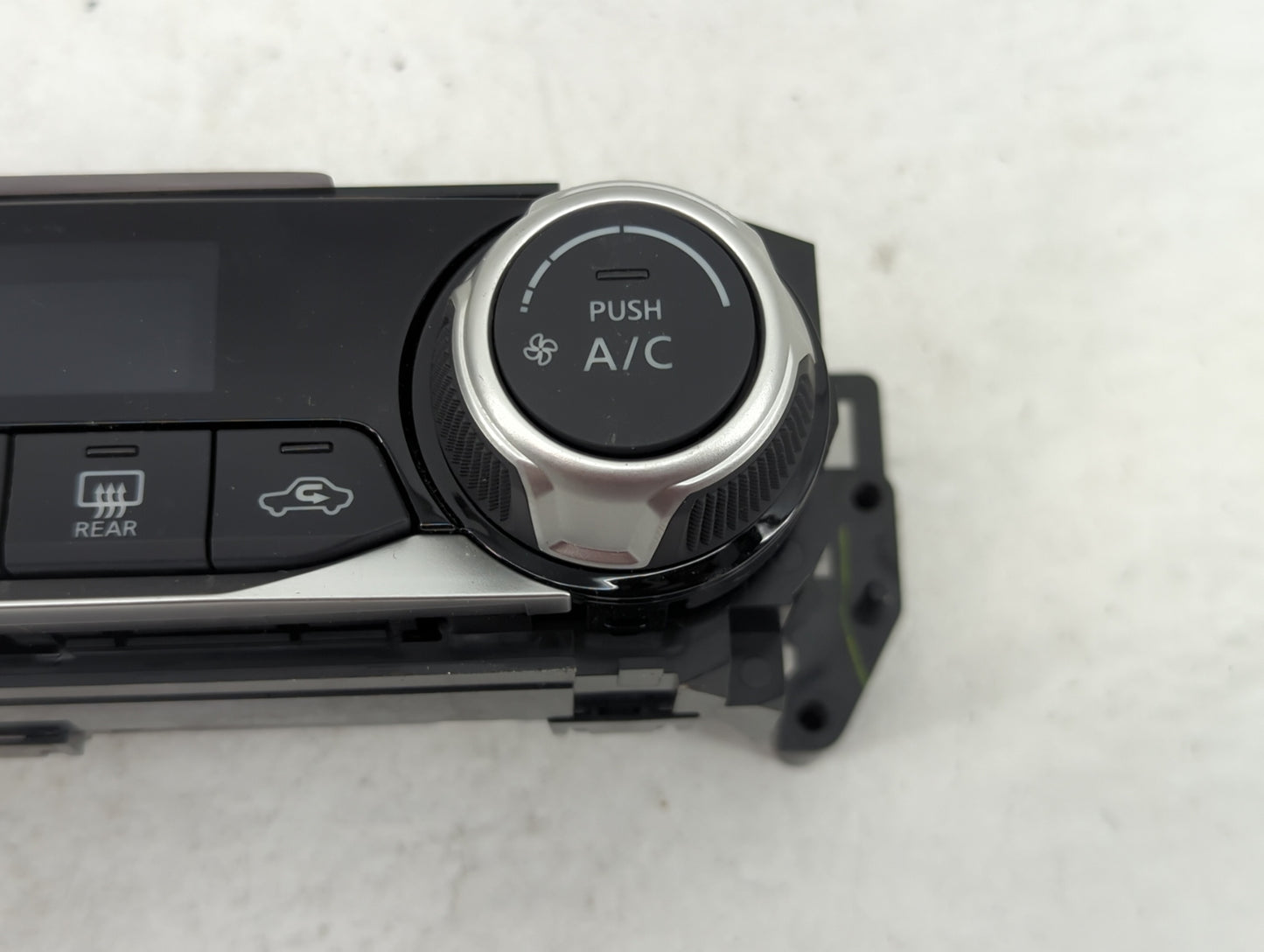 2020 Nissan Versa Climate Control Module Temperature AC/Heater Replacement P/N:275005RA5A 275005RA5A--B, K7P18995 Fits OEM U