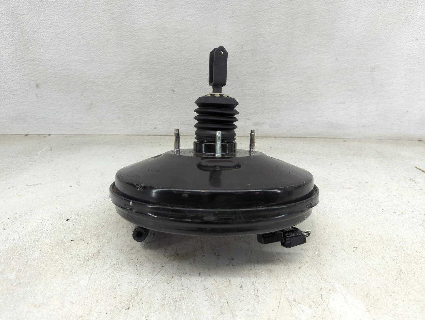 2020 Nissan Versa Power Brake Booster Oem - Oemusedautoparts1.com