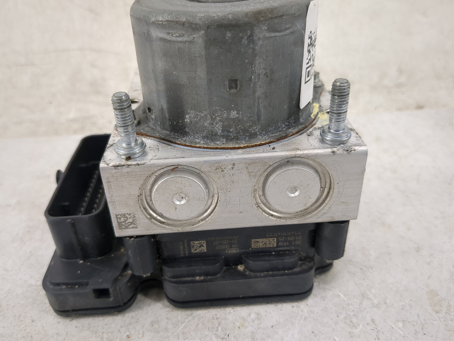 2020-2022 Nissan Versa ABS Pump Control Module Replacement P/N:476605ES0B 0265290798, 2265106527 Fits Fits 2020 2021 2022 OE