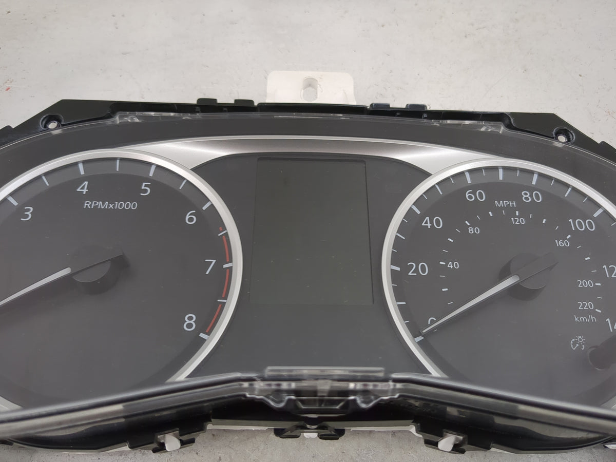 2020-2022 Nissan Versa Instrument Cluster Speedometer Gauges P/N:248105EE2A Miles: Fits Fits 2020 2021 2022 OEM Used Auto Pa