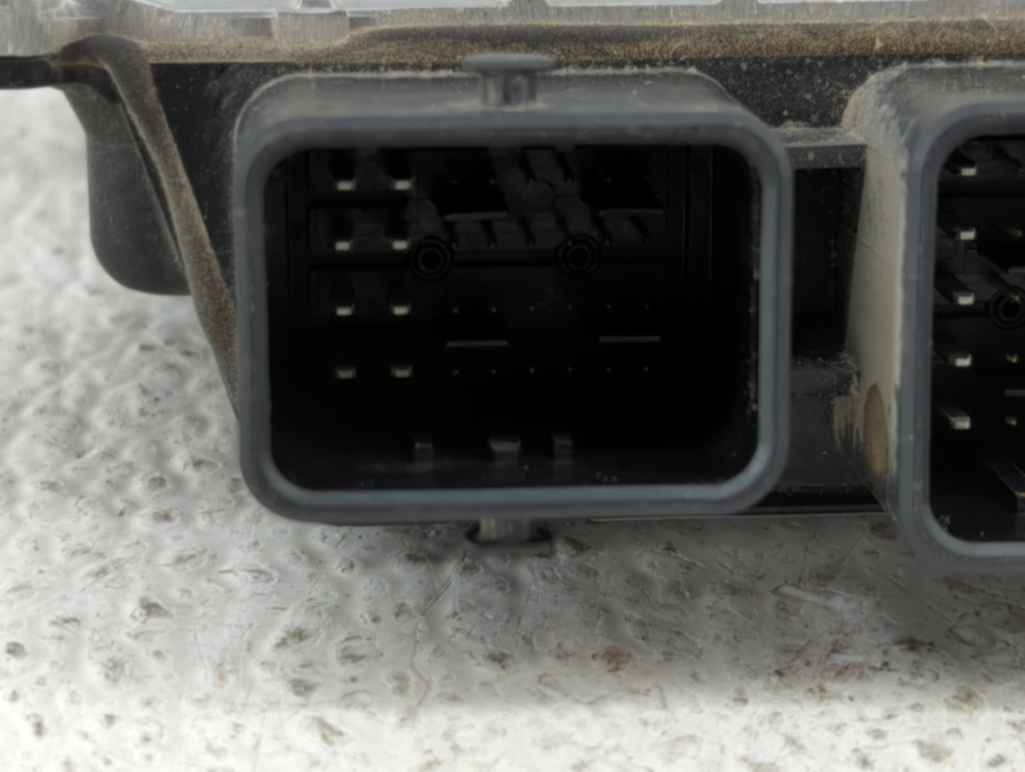 2020 Nissan Versa PCM Engine Control Computer ECU ECM PCU OEM P/N:NEC006-890 237F0 5RF3A, NEC982-055, NEC005-867 Fits OEM Us