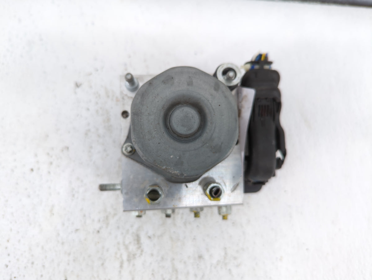 2020-2022 Nissan Versa Anti-Lock Brake ABS Pump Module Actuator OEM P/N:47660 5ES0B Fits Fits 2020 2021 2022 OEM Used Auto P