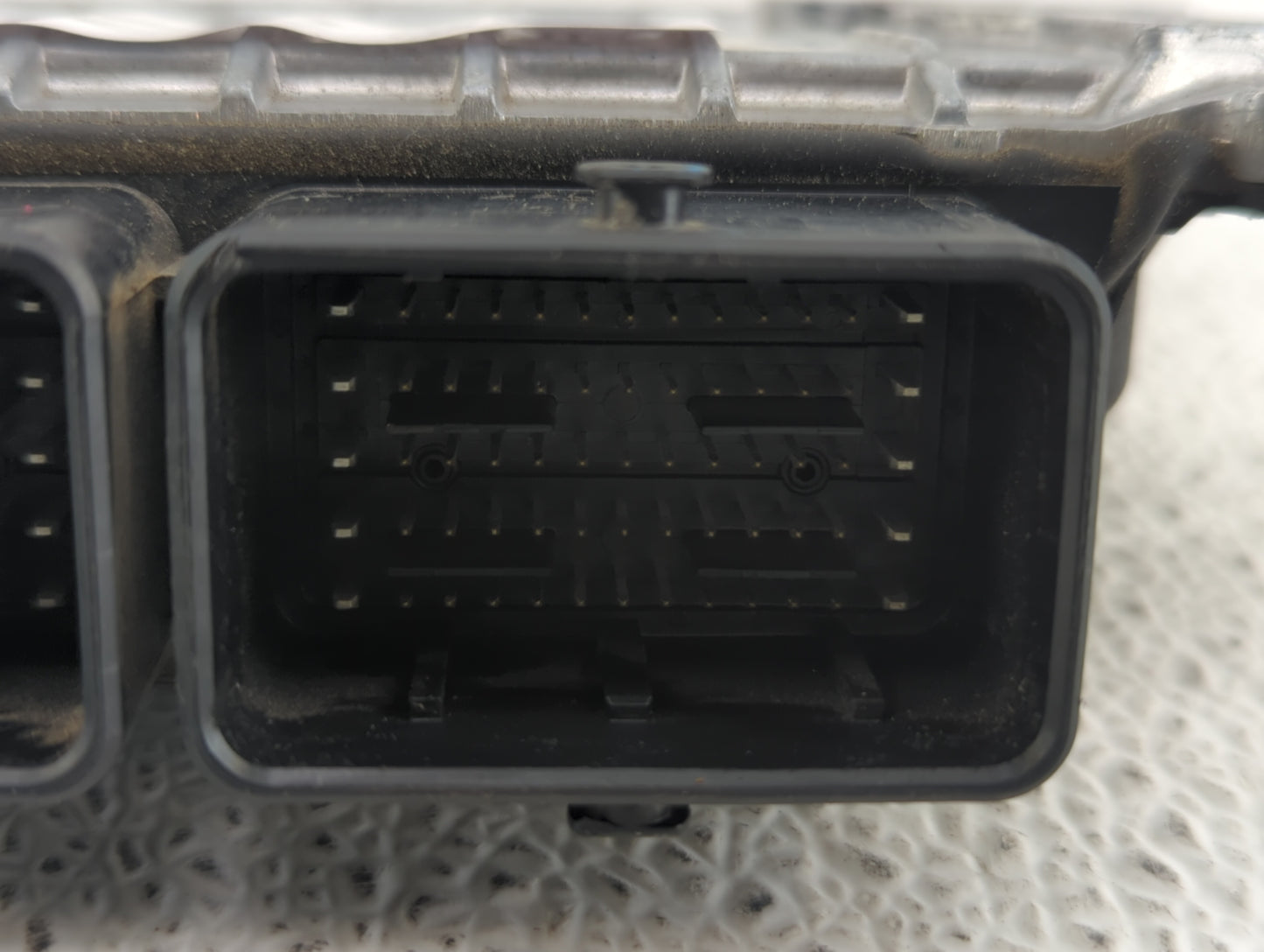 2020-2022 Nissan Versa PCM Engine Control Computer ECU ECM PCU OEM P/N:NEC982-057 NEC983-056, NEC983-070 Fits Fits 2020 2021