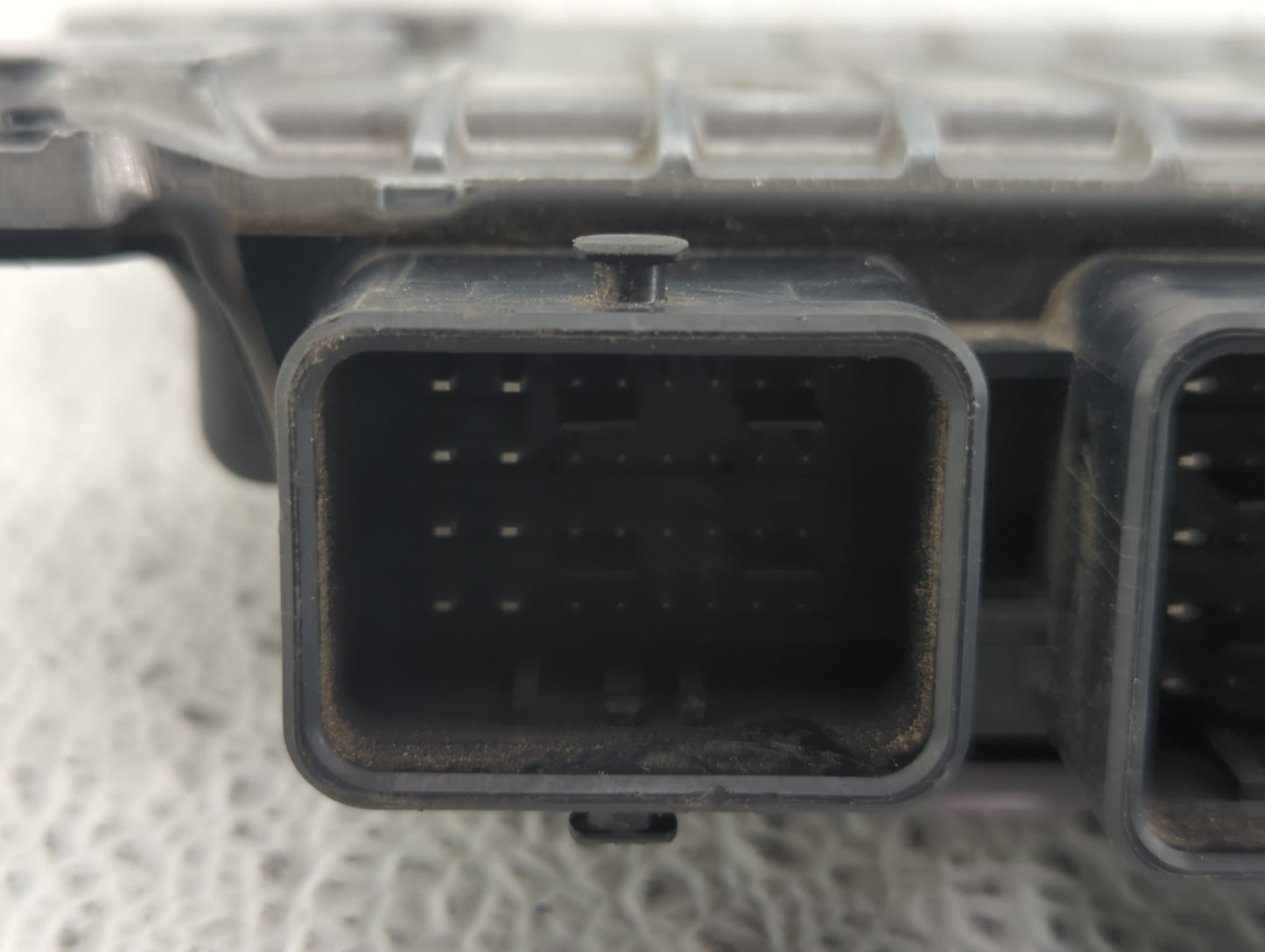2020-2022 Nissan Versa PCM Engine Control Computer ECU ECM PCU OEM P/N:NEC005-867 NEC982-057, NEC983-056 Fits Fits 2020 2021