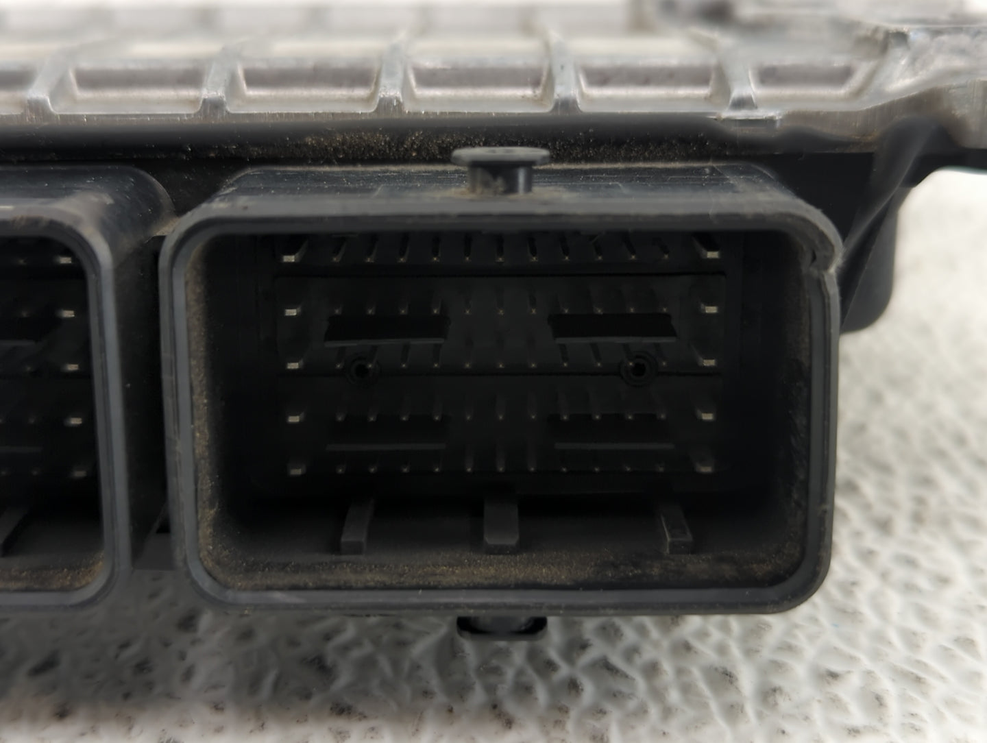 2020-2022 Nissan Versa PCM Engine Control Computer ECU ECM PCU OEM P/N:NEC005-867 NEC982-057, NEC983-056 Fits Fits 2020 2021