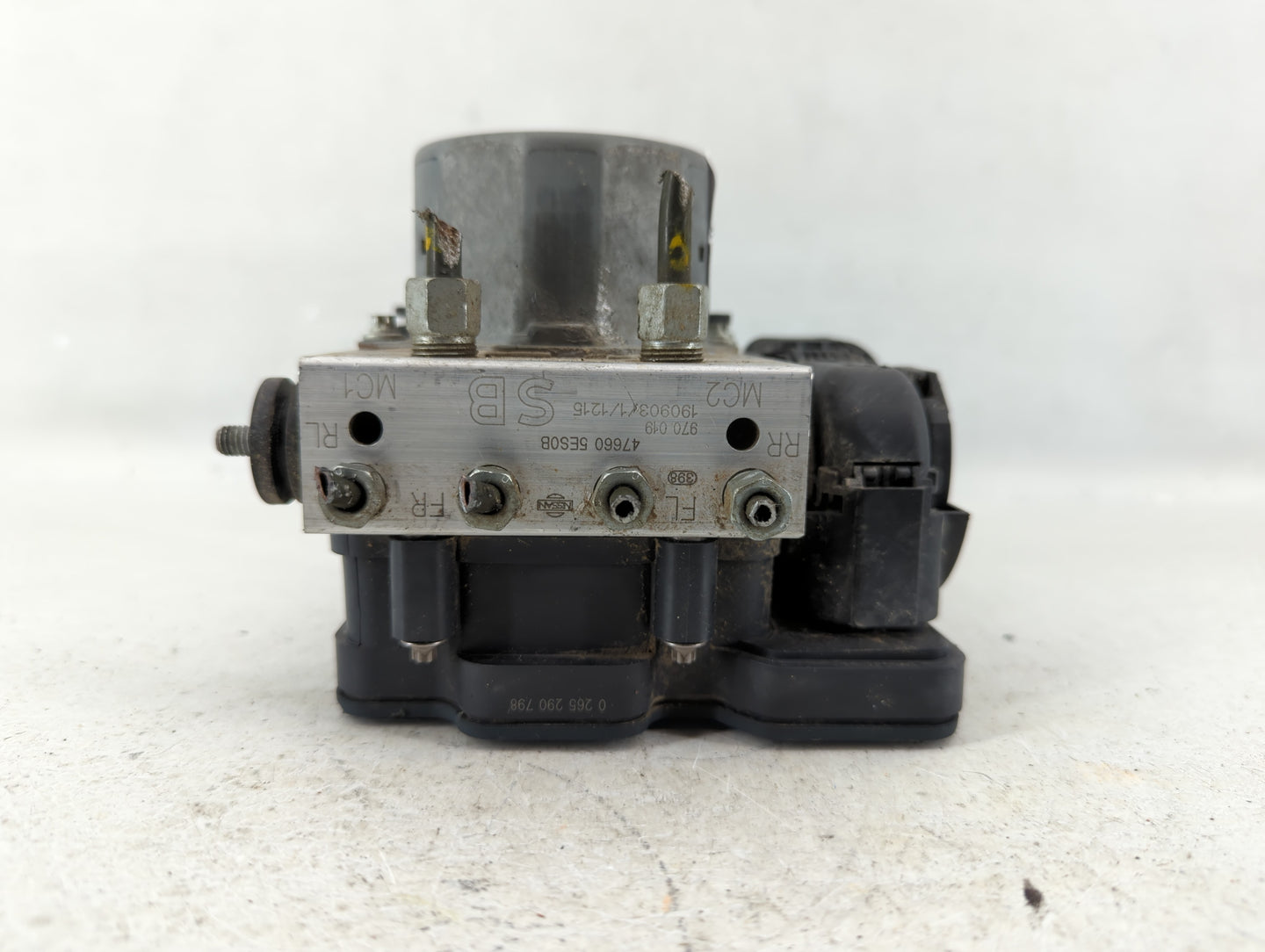 2020-2022 Nissan Versa ABS Pump Control Module Replacement P/N:47660 5ES0B Fits Fits 2020 2021 2022 OEM Used Auto Parts - Oe