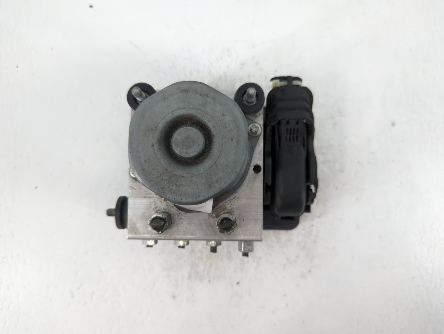 2020-2022 Nissan Versa ABS Pump Control Module Replacement P/N:47660 5ES0B Fits Fits 2020 2021 2022 OEM Used Auto Parts - Oe