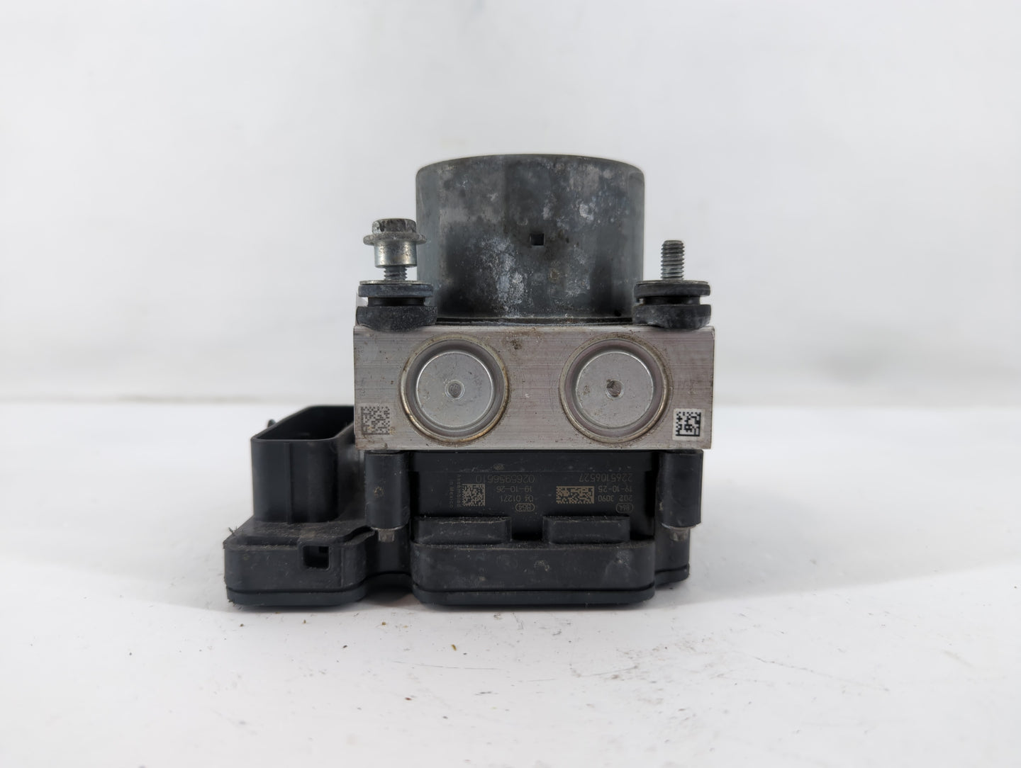 2020-2022 Nissan Versa ABS Pump Control Module Replacement P/N:47660 5ES0B Fits Fits 2020 2021 2022 OEM Used Auto Parts - Oe