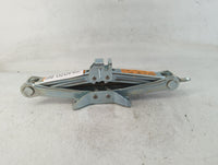 2020 Nissan Versa Spare Scissor Car Jack - Oemusedautoparts1.com