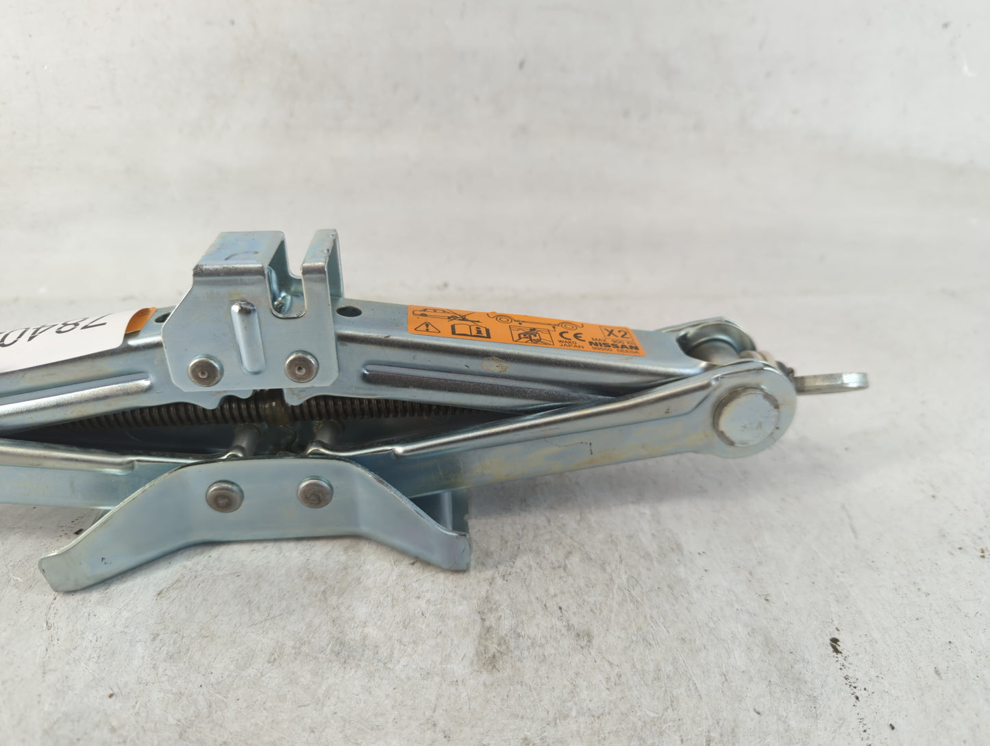 2020 Nissan Versa Spare Scissor Car Jack - Oemusedautoparts1.com