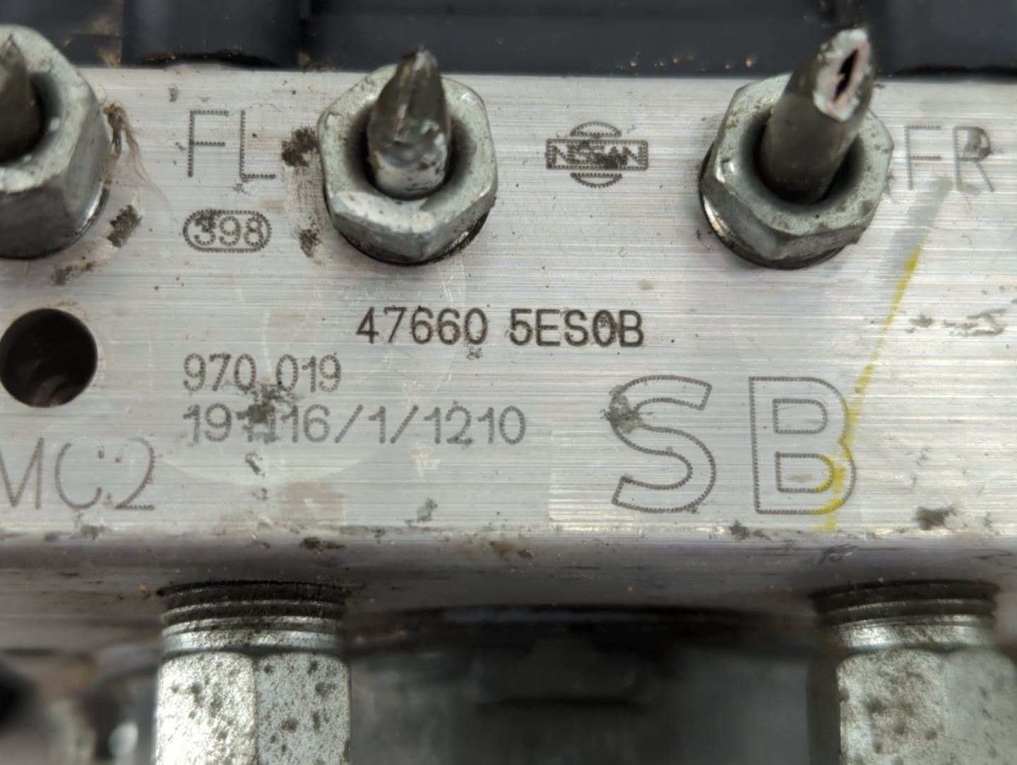 2020-2022 Nissan Versa ABS Pump Control Module Replacement P/N:47660-5ES0B Fits Fits 2020 2021 2022 OEM Used Auto Parts - Oe