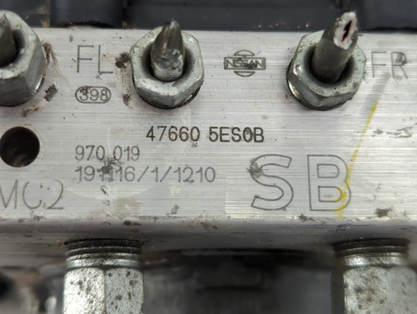 2020-2022 Nissan Versa ABS Pump Control Module Replacement P/N:47660-5ES0B Fits Fits 2020 2021 2022 OEM Used Auto Parts - Oe