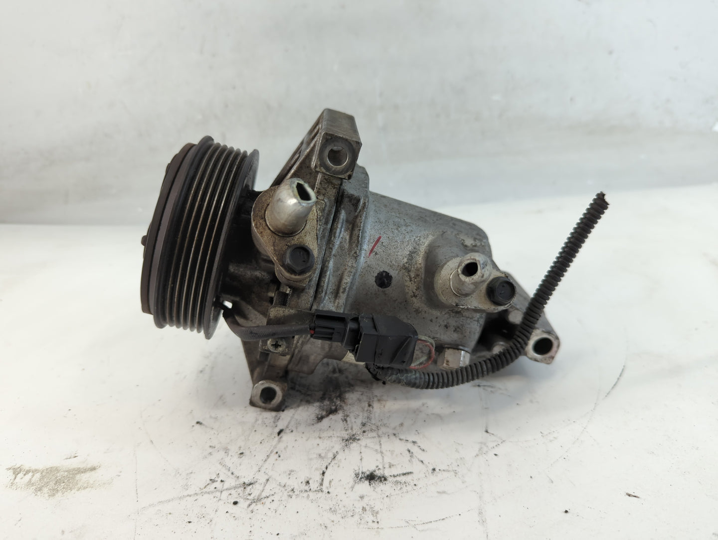 2020-2021 Nissan Versa Alternator Replacement Generator Charging Assembly Engine OEM P/N:92600 5RL0A Fits Fits 2020 2021 OEM