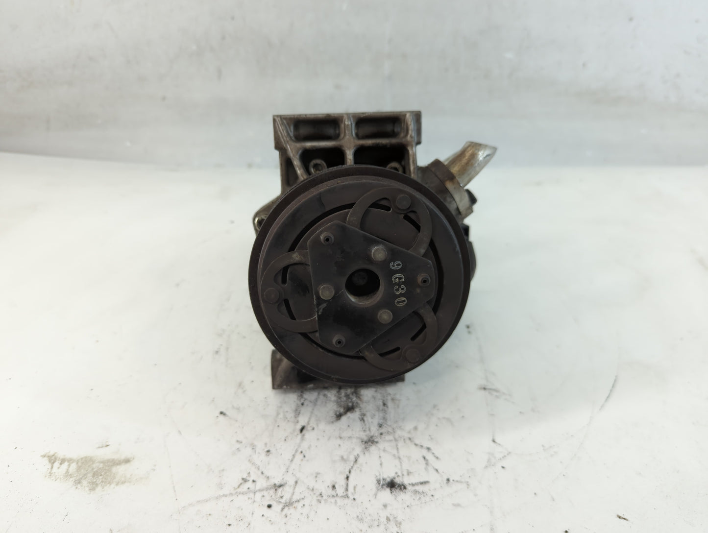 2020-2021 Nissan Versa Alternator Replacement Generator Charging Assembly Engine OEM P/N:92600 5RL0A Fits Fits 2020 2021 OEM