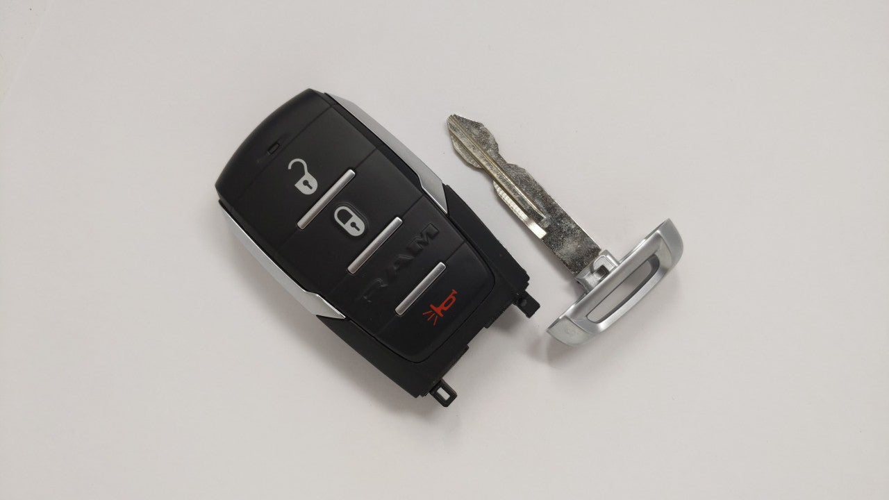 Ram 1500 Keyless Entry Remote Fob OHT-4882056 3 buttons 113035 - Oemusedautoparts1.com