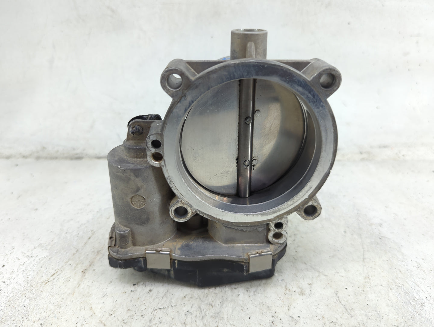 2013-2022 Ram 1500 Throttle Body P/N:53034251AD Fits Fits 2012 2013 2014 2015 2016 2017 2018 2019 2020 2021 2022 OEM Used Au