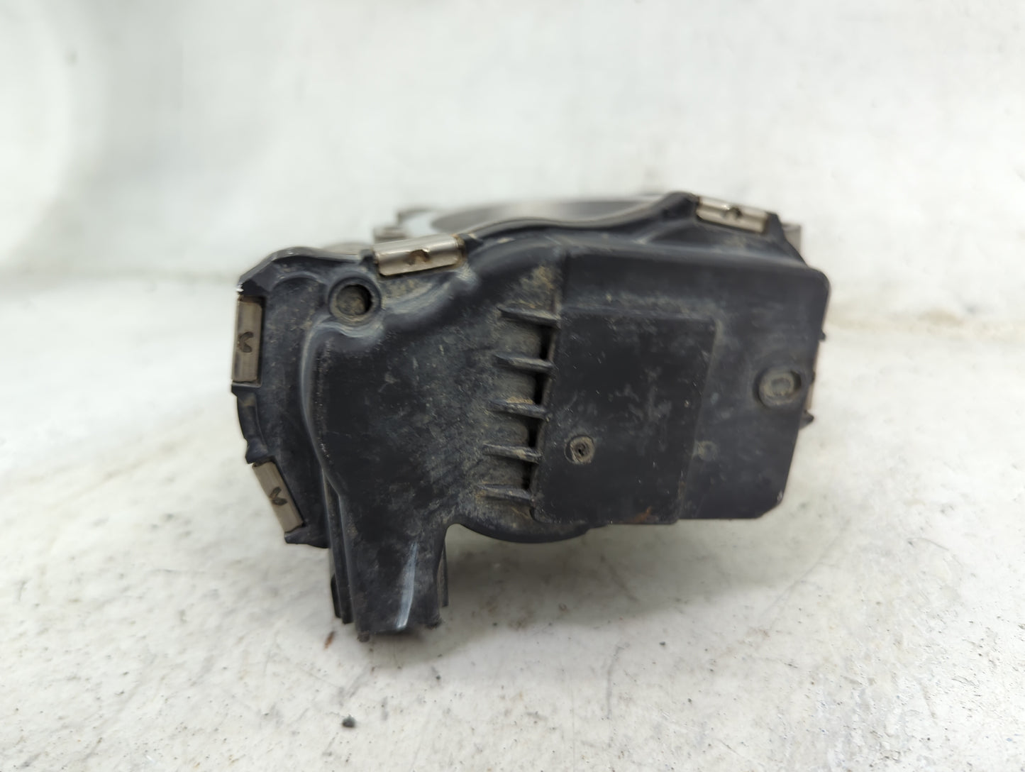 2013-2022 Ram 1500 Throttle Body P/N:53034251AD Fits Fits 2012 2013 2014 2015 2016 2017 2018 2019 2020 2021 2022 OEM Used Au