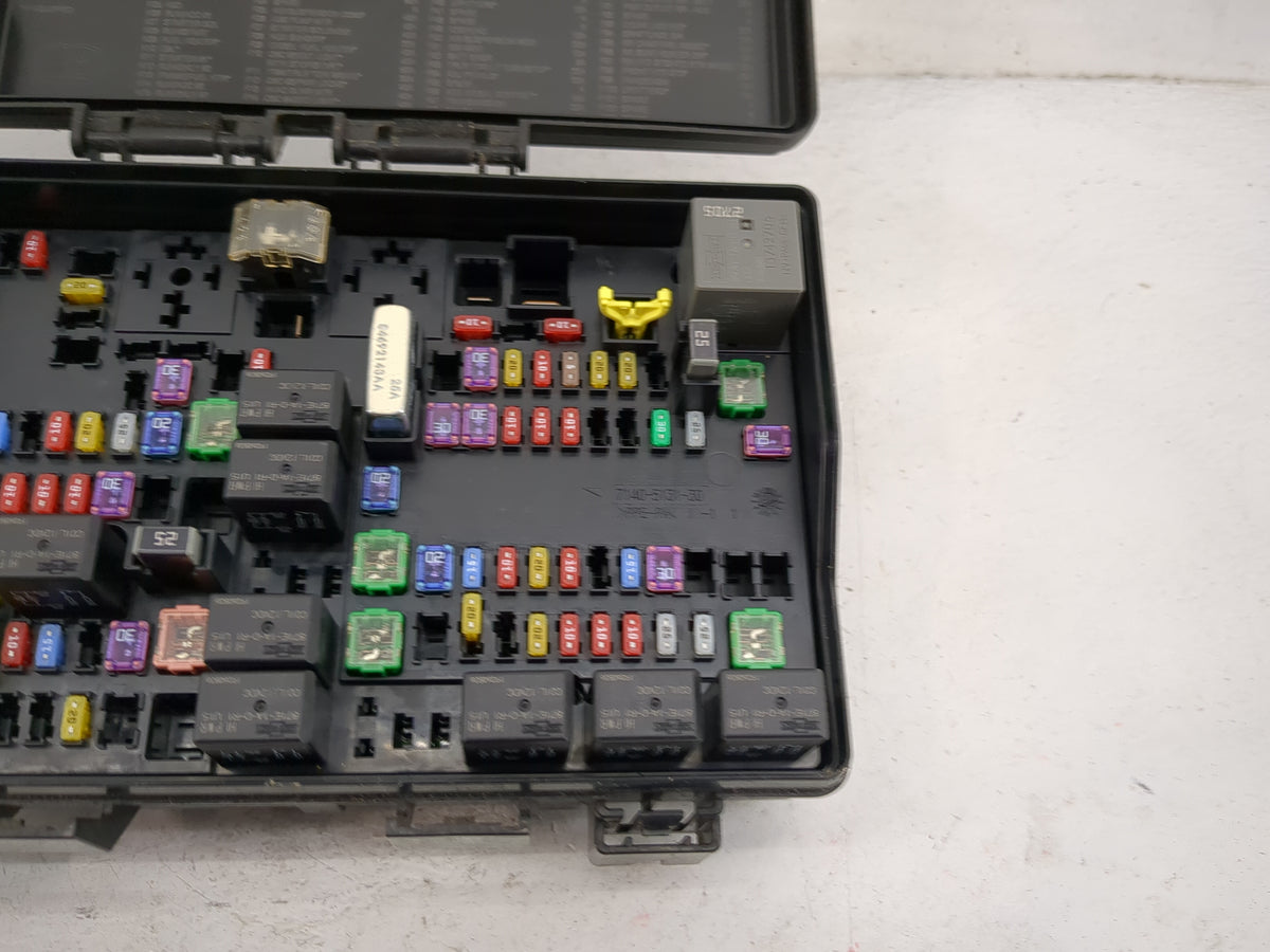 2016-2018 Ram 1500 Fusebox Fuse Box Relay Module Tipm P68322373ad - Oemusedautoparts1.com