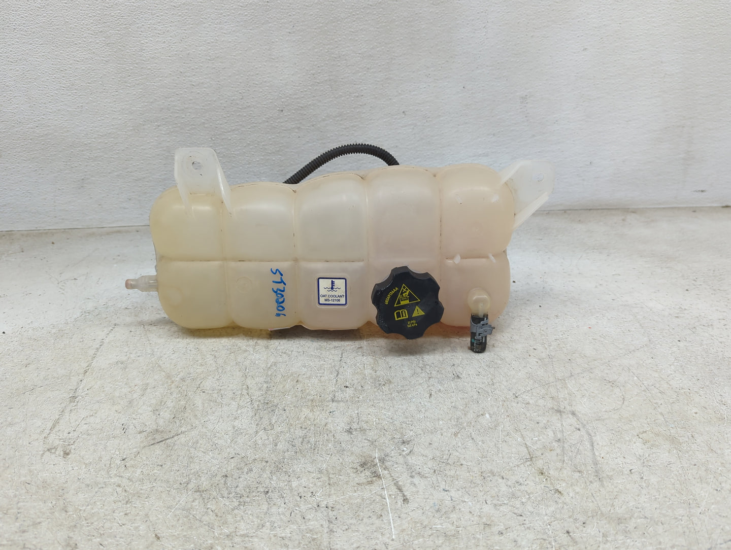 2019-2022 Ram 1500 Radiator Coolant Overflow Expansion Tank Bottle - Oemusedautoparts1.com