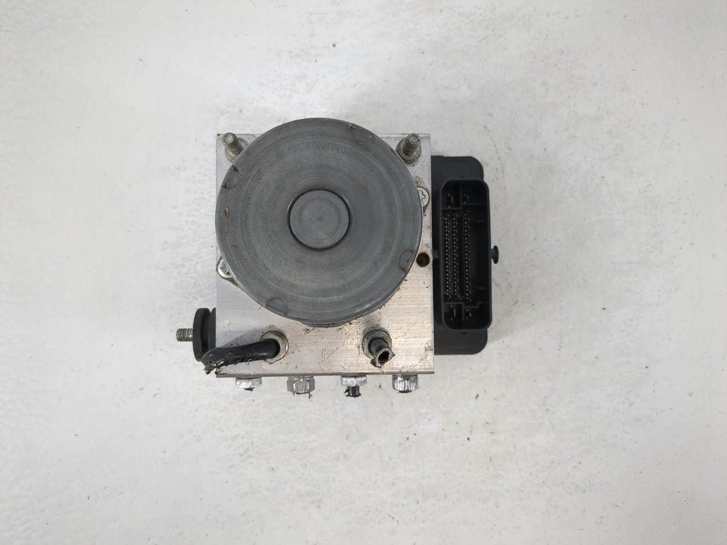 2020 Ram Promaster 1500 ABS Pump Control Module Replacement P/N:P68460119AAT4 Fits Fits 2018 OEM Used Auto Parts - Oemusedau
