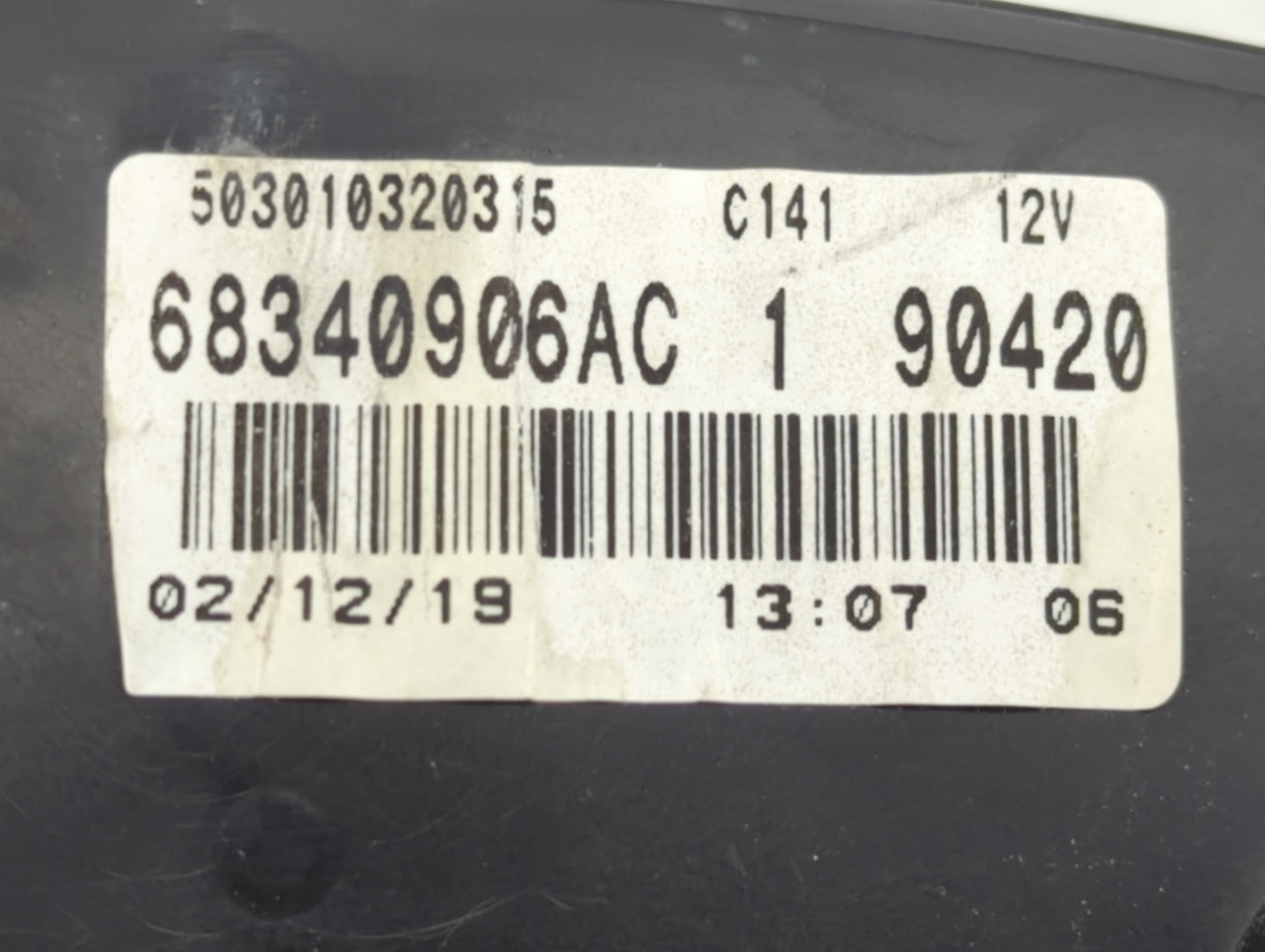 2018-2020 Ram Promaster 1500 Instrument Cluster Speedometer Gauges P/N:68340906AC Fits Fits 2018 2019 2020 OEM Used Auto Par