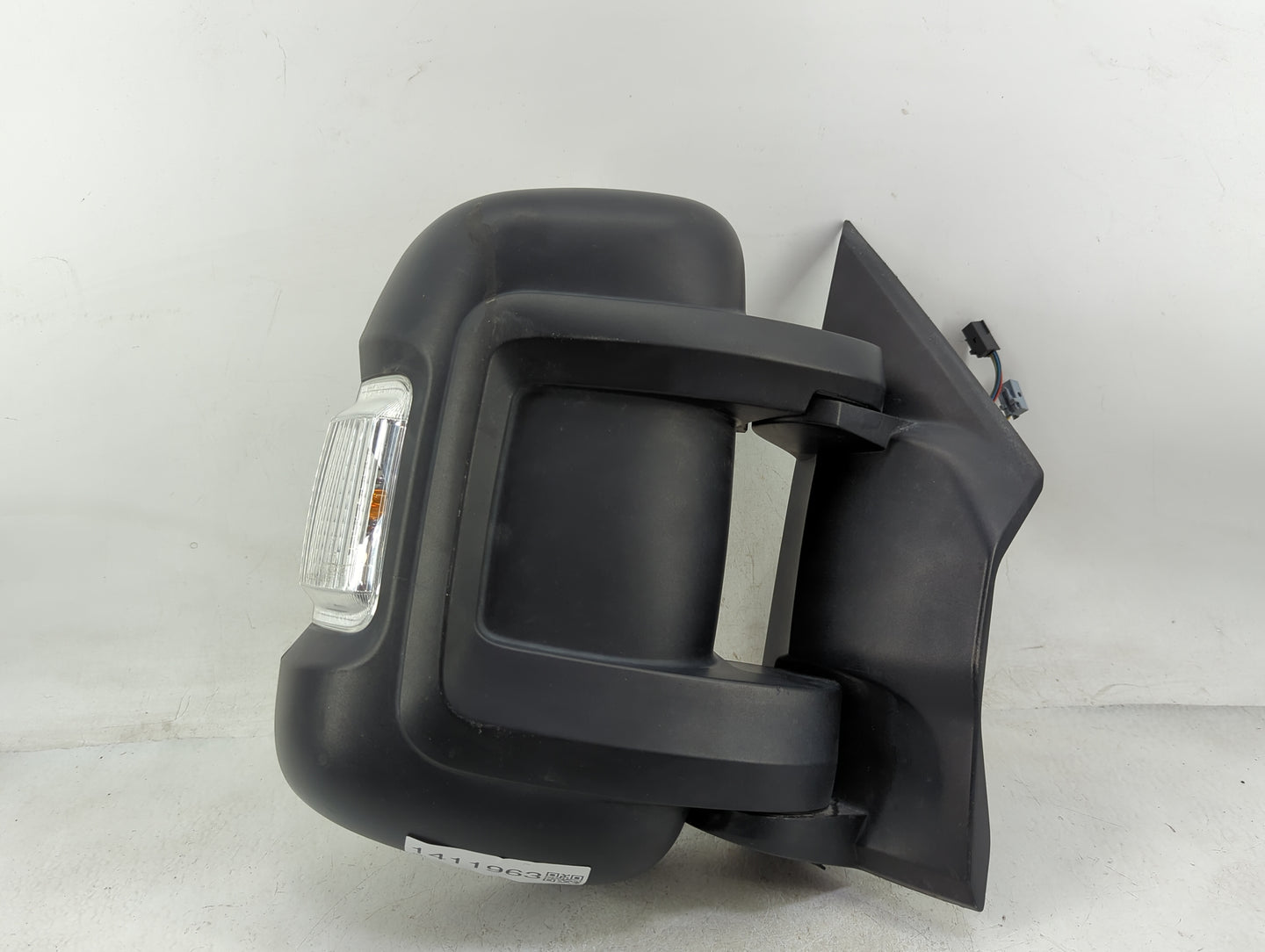 2014 Ram Promaster 1500 Passenger Right Side View Manual Door Mirror - Oemusedautoparts1.com