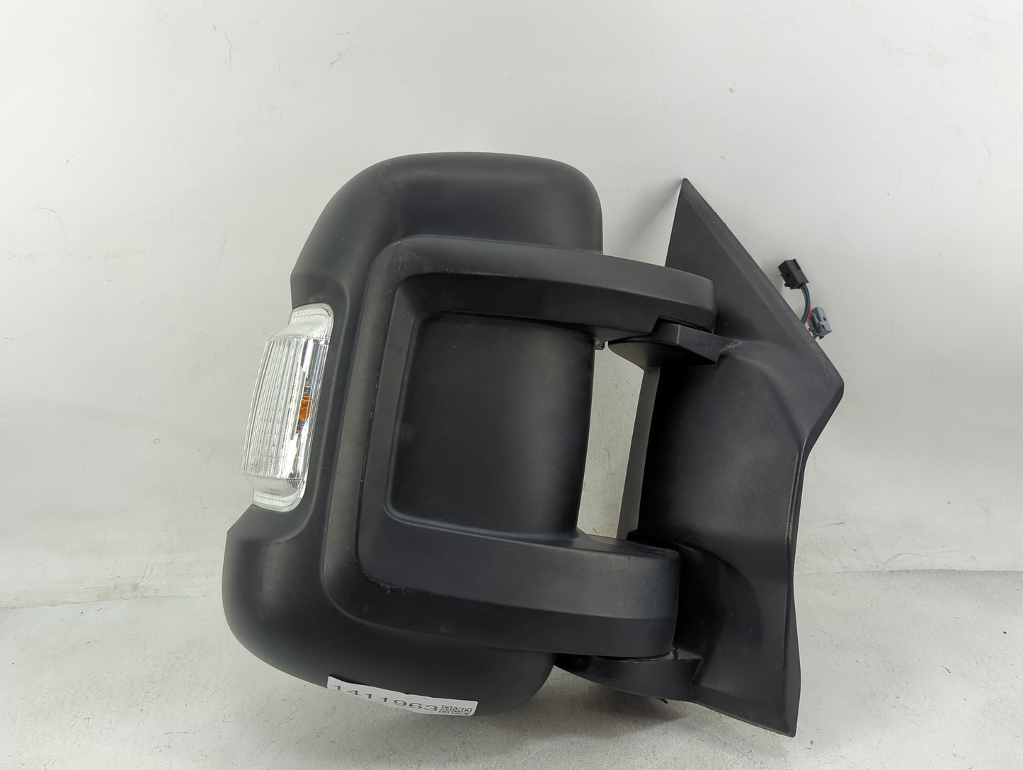 2014 Ram Promaster 1500 Passenger Right Side View Manual Door Mirror - Oemusedautoparts1.com