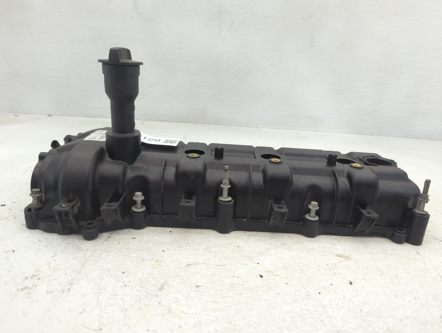 2020 Ram Promaster 3500 Driver Left Cylinder Head Valve Cover P/N:05184069AK Fits OEM Used Auto Parts - Oemusedautoparts1.co