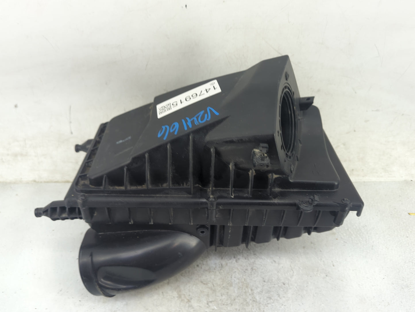 Rover Discovery Air Cleaner Intake-duct Hose Tube - Oemusedautoparts1.com