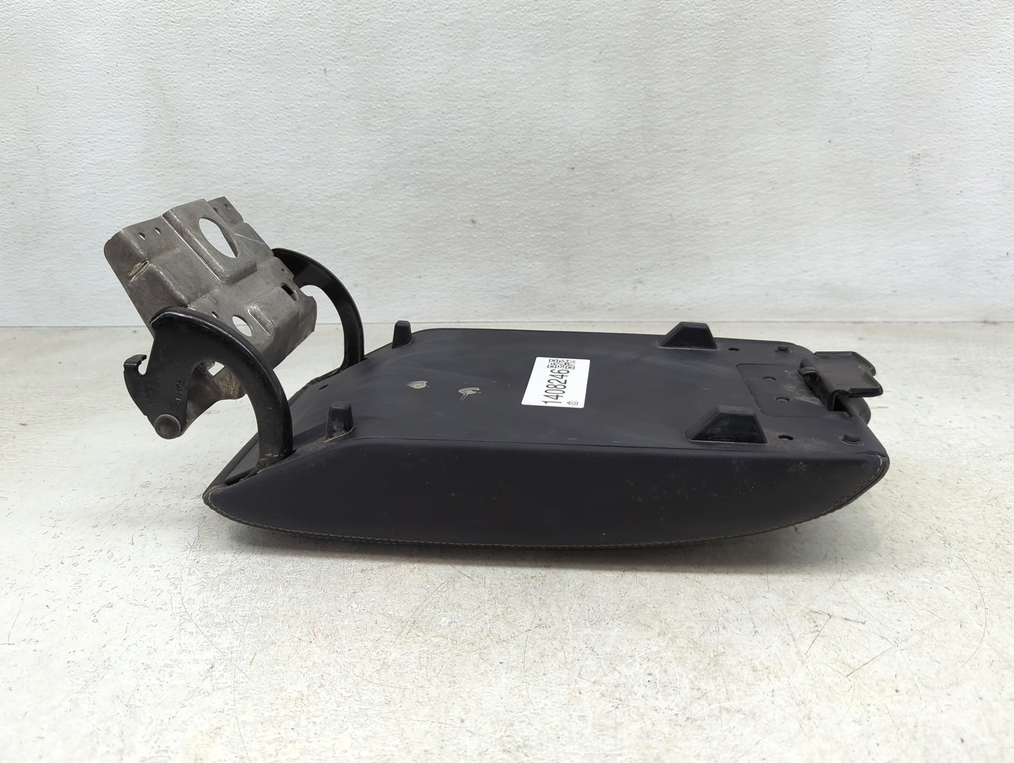 2020 Subaru Ascent Center Console Armrest Cover Lid Fits OEM Used Auto Parts - Oemusedautoparts1.com