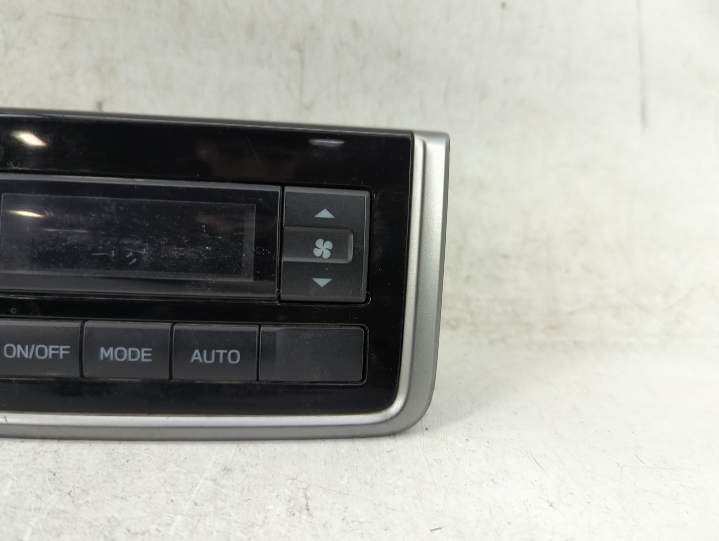 2020 Subaru Ascent Climate Control Module Temperature AC/Heater Replacement P/N:72312XC00A Fits OEM Used Auto Parts - Oemuse