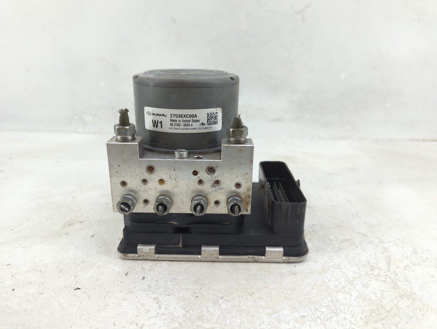 2020 Subaru Ascent ABS Pump Control Module Replacement P/N:27536XC00A Fits OEM Used Auto Parts - Oemusedautoparts1.com