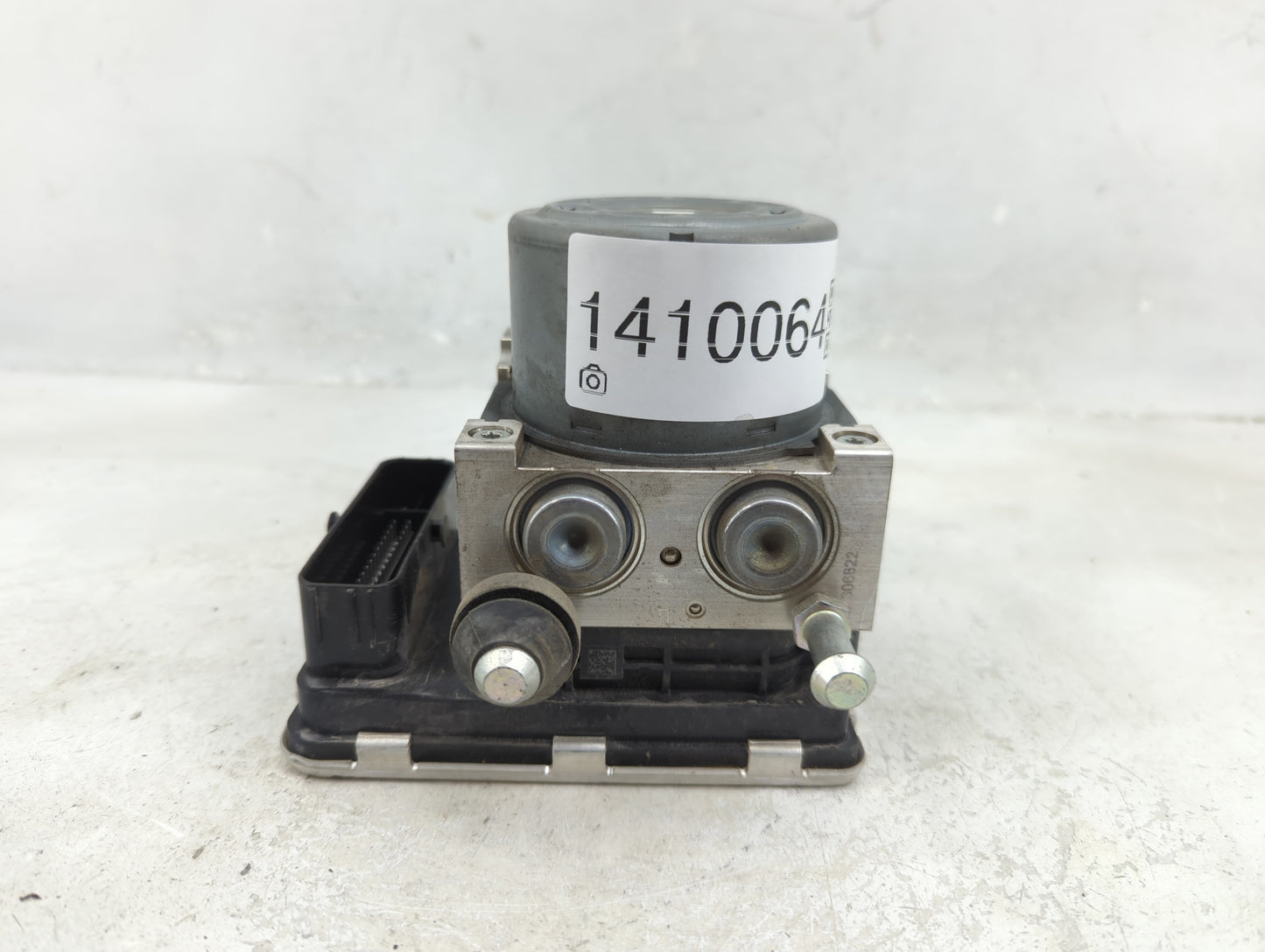 2020 Subaru Ascent ABS Pump Control Module Replacement P/N:27536XC00A Fits OEM Used Auto Parts - Oemusedautoparts1.com
