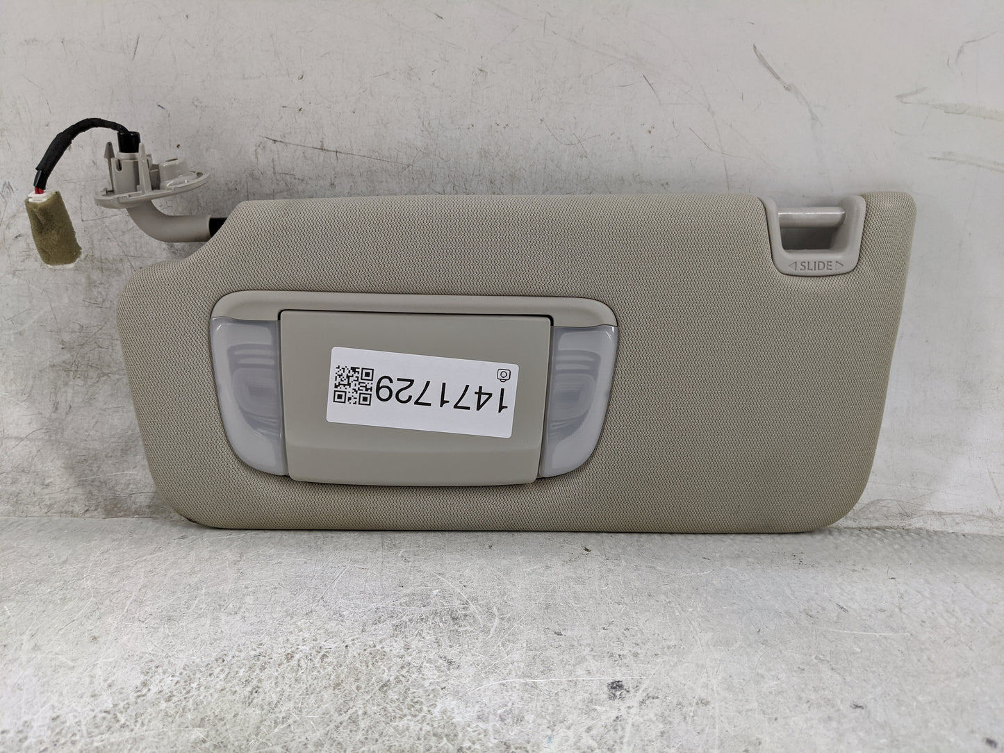2020 Subaru Ascent Sun Visor Shade Replacement Driver Left Mirror Fits OEM Used Auto Parts - Oemusedautoparts1.com