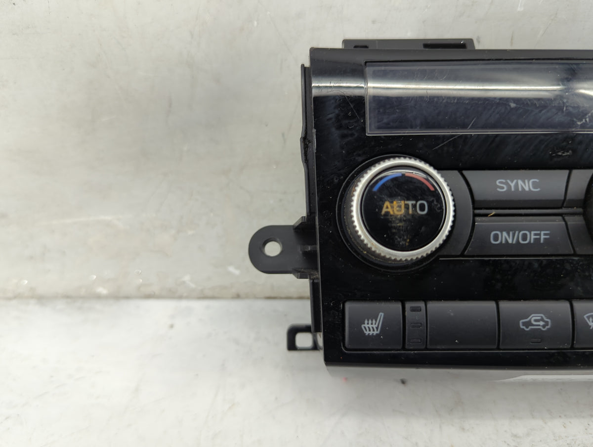 2020-2022 Subaru Ascent Climate Control Module Temperature AC/Heater Replacement P/N:72311XC01A Fits Fits 2020 2021 2022 OEM