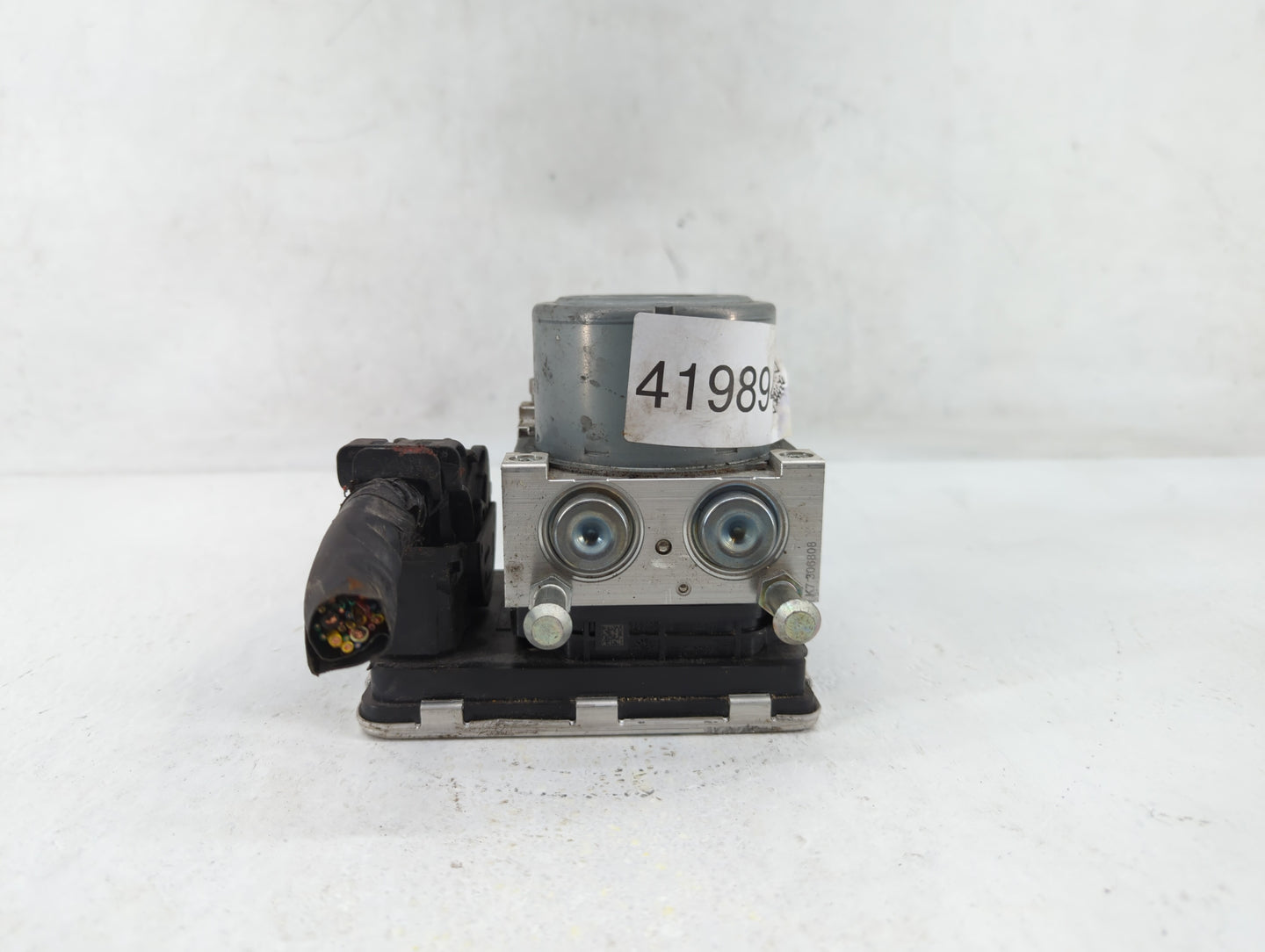 2020 Subaru Ascent ABS Pump Control Module Replacement P/N:27536XC00A Fits OEM Used Auto Parts - Oemusedautoparts1.com