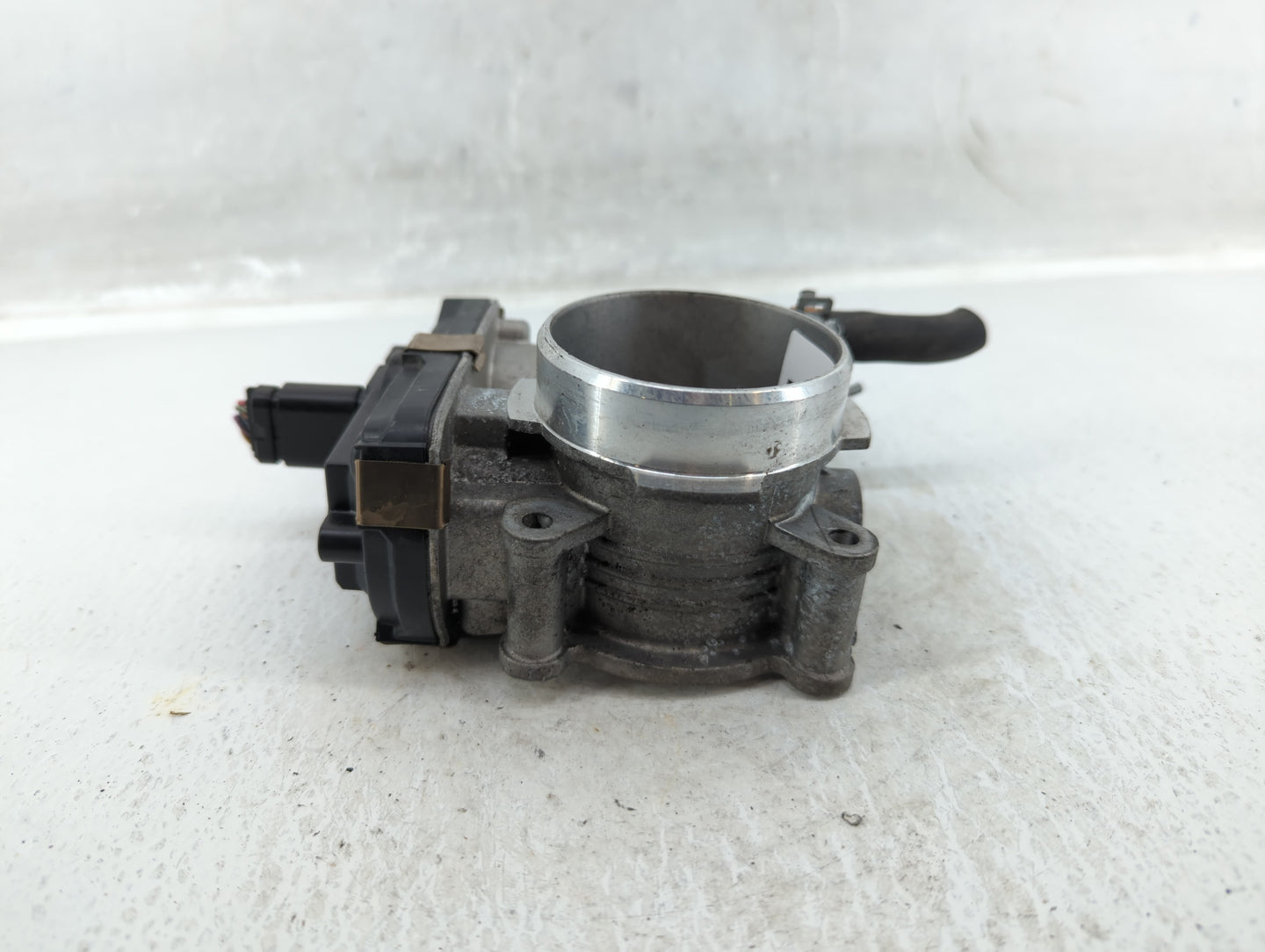 2020 Subaru Ascent Throttle Body P/N:RME60-350 Fits Fits 2021 2022 OEM Used Auto Parts - Oemusedautoparts1.com
