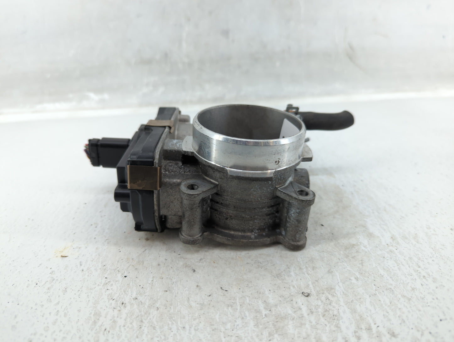 2020 Subaru Ascent Throttle Body P/N:RME60-350 Fits Fits 2021 2022 OEM Used Auto Parts - Oemusedautoparts1.com