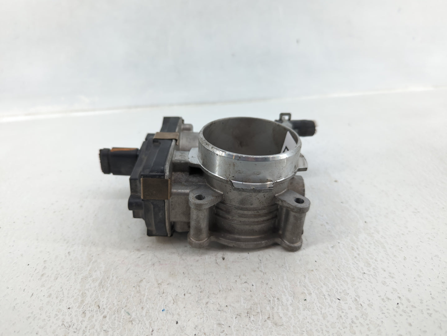 2020 Subaru Ascent Throttle Body P/N:RME60-350 Fits Fits 2021 2022 OEM Used Auto Parts - Oemusedautoparts1.com